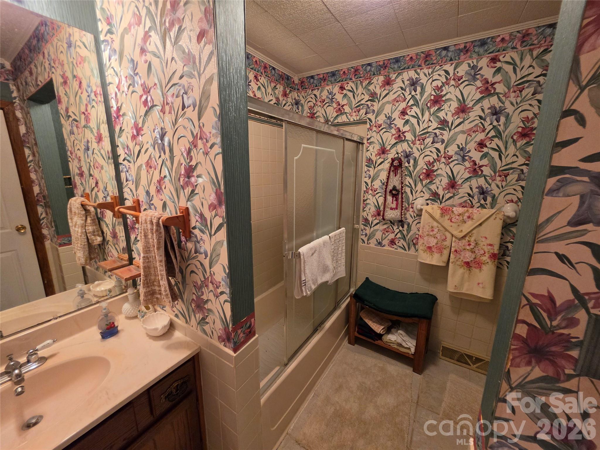 214 Big Bear Boulevard Property Photo 12