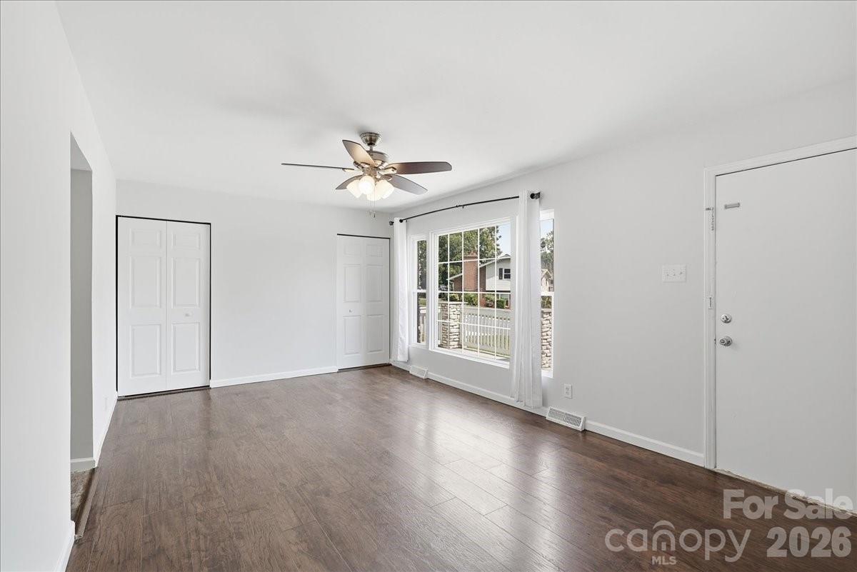 4324 Hidden Valley Road Property Photo 7