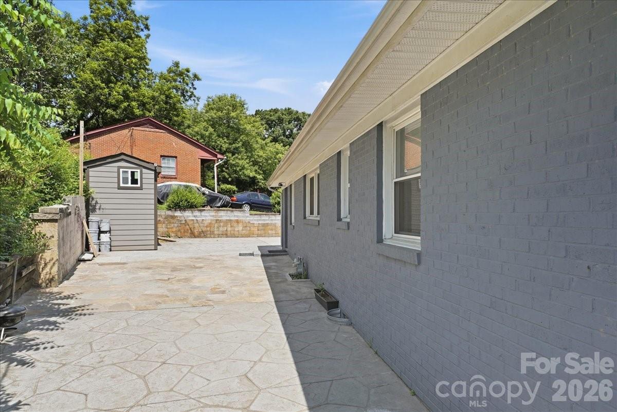 4324 Hidden Valley Road Property Photo 22
