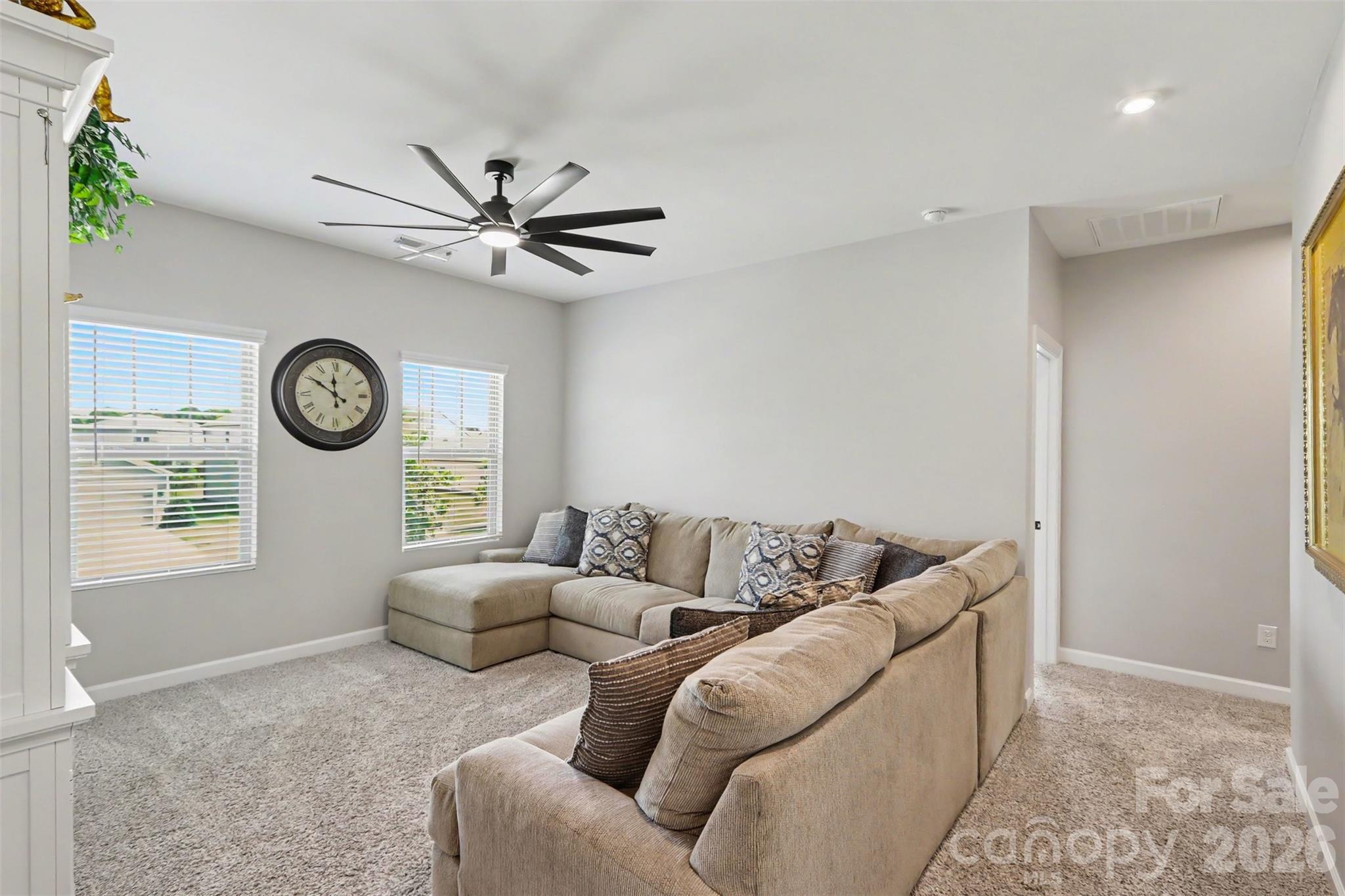 11140 Comiskey Lane Property Photo 9