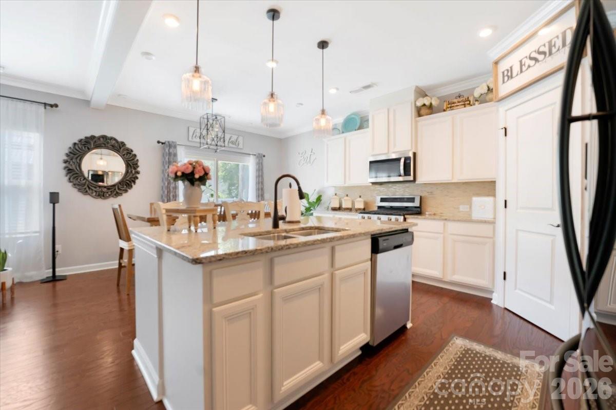11140 Comiskey Lane Property Photo 12