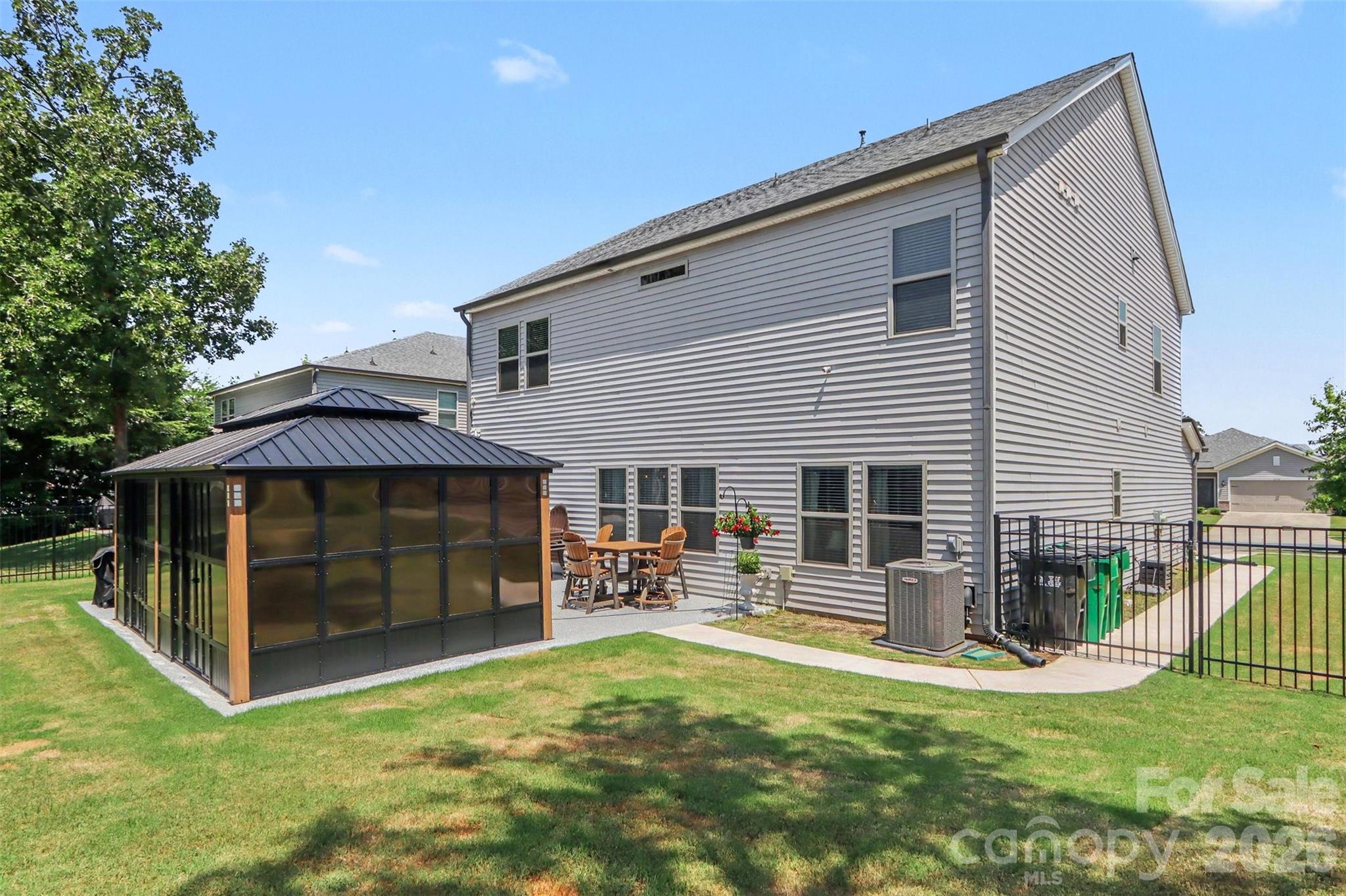 11140 Comiskey Lane Property Photo 21