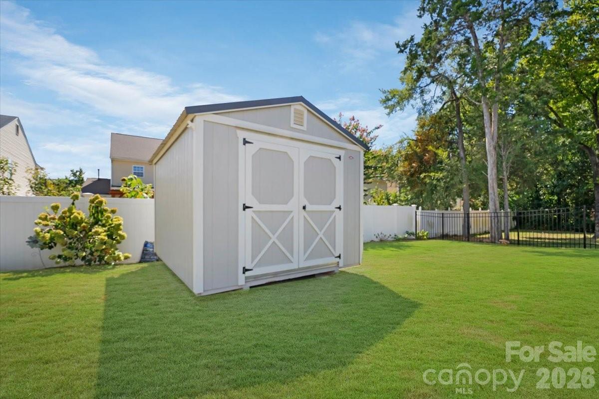 11140 Comiskey Lane Property Photo 40