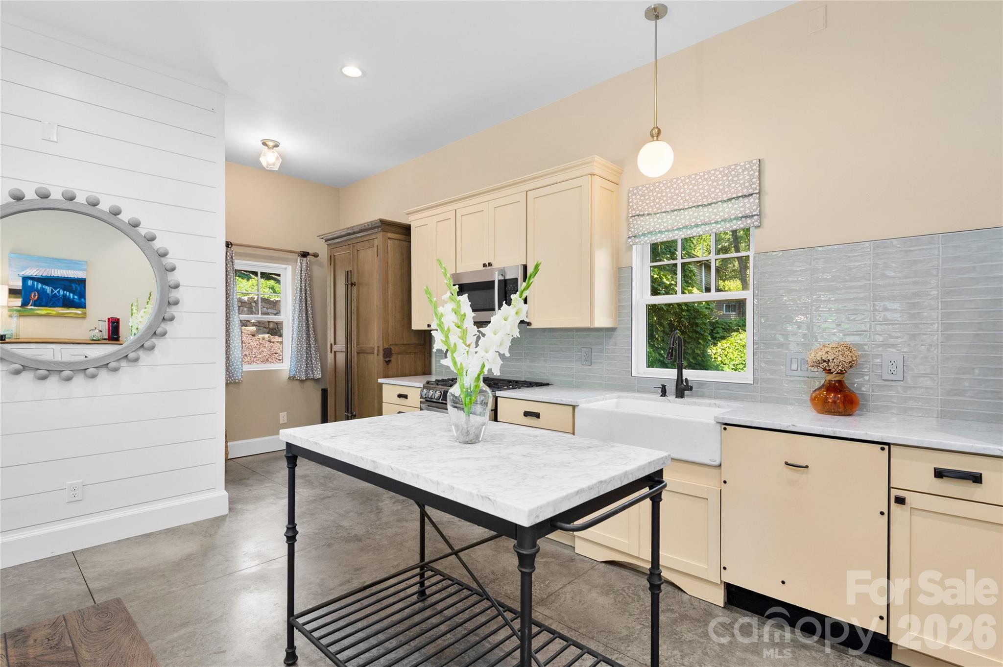 195 Jordan Street Property Photo 14