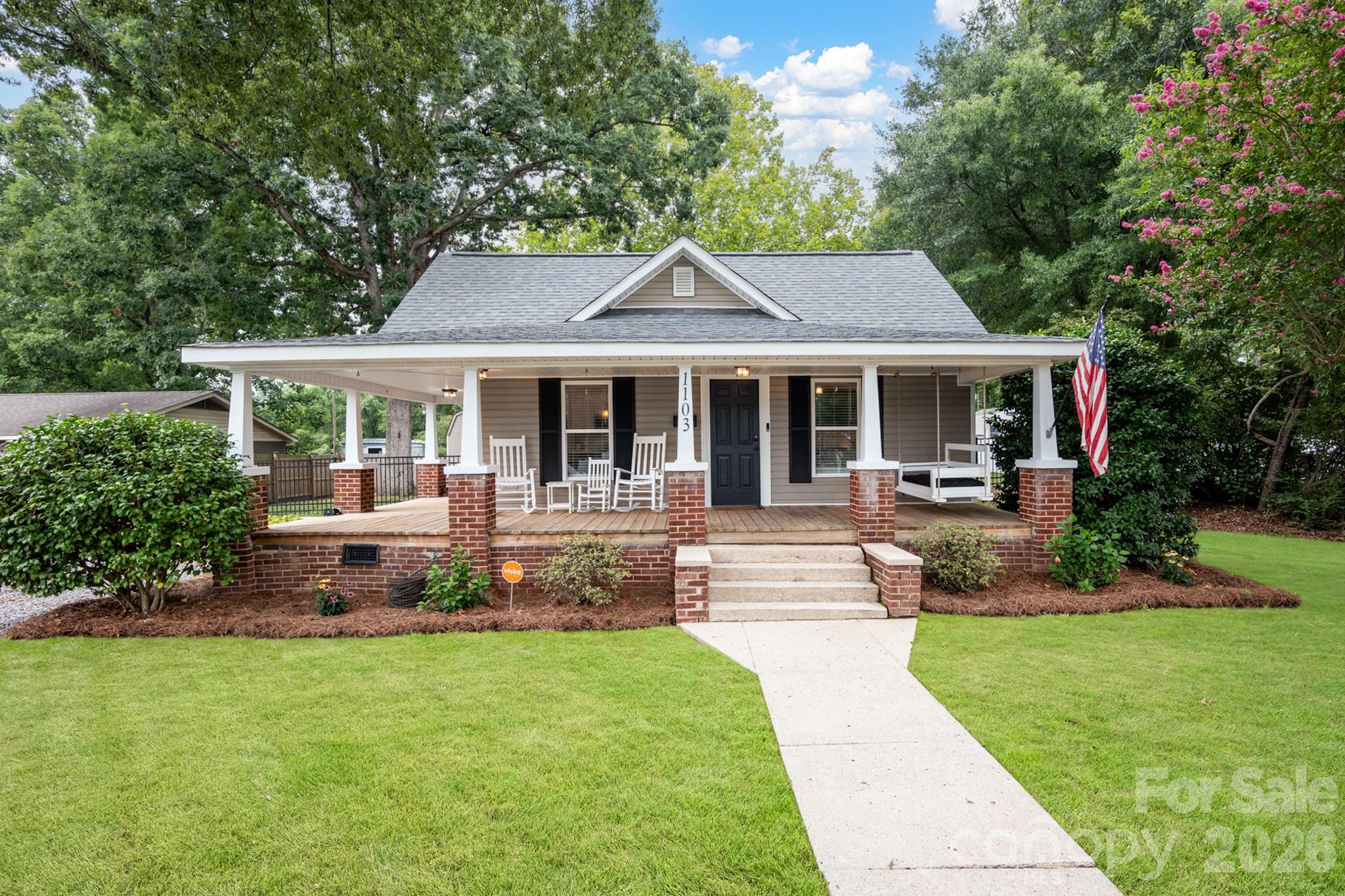 1103 Mable Avenue Property Photo 1
