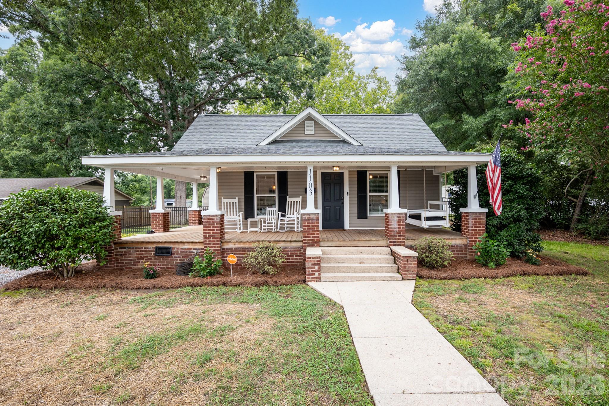 1103 Mable Avenue Property Photo 2