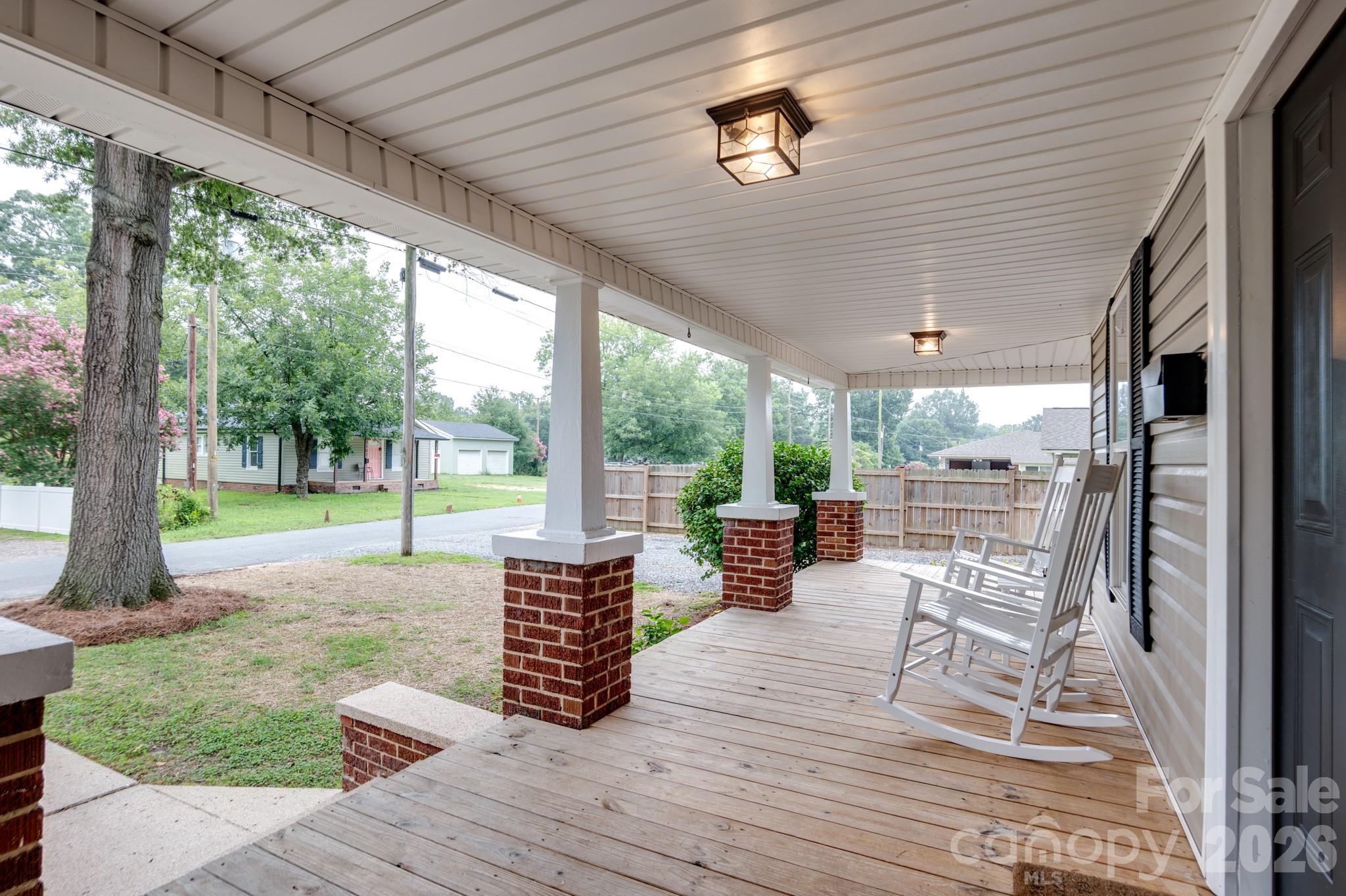 1103 Mable Avenue Property Photo 3