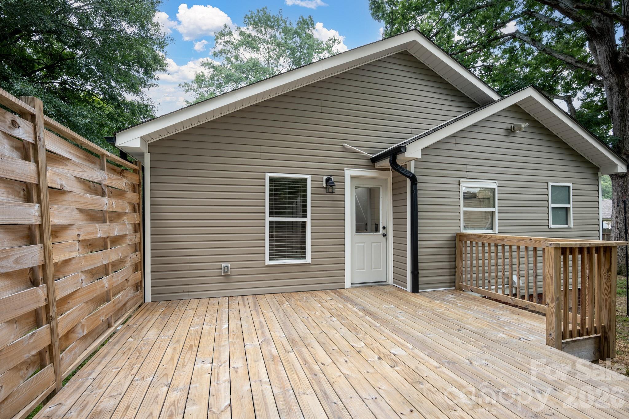 1103 Mable Avenue Property Photo 34