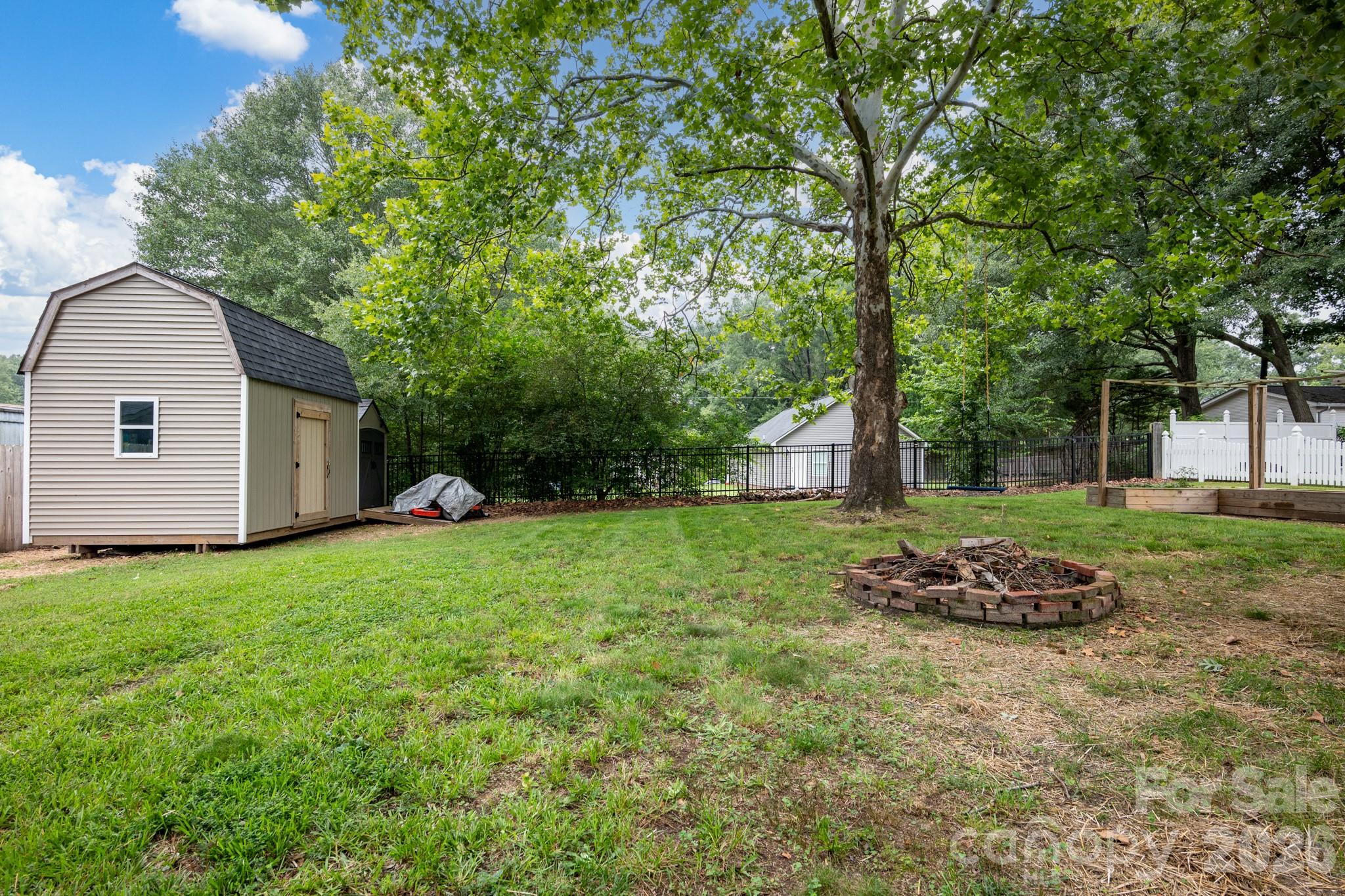 1103 Mable Avenue Property Photo 35