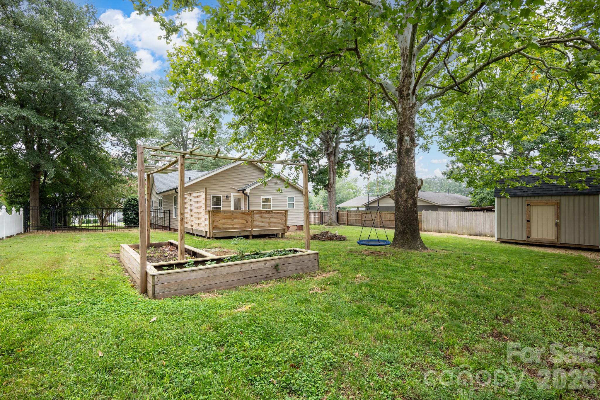 1103 Mable Avenue Property Photo 40