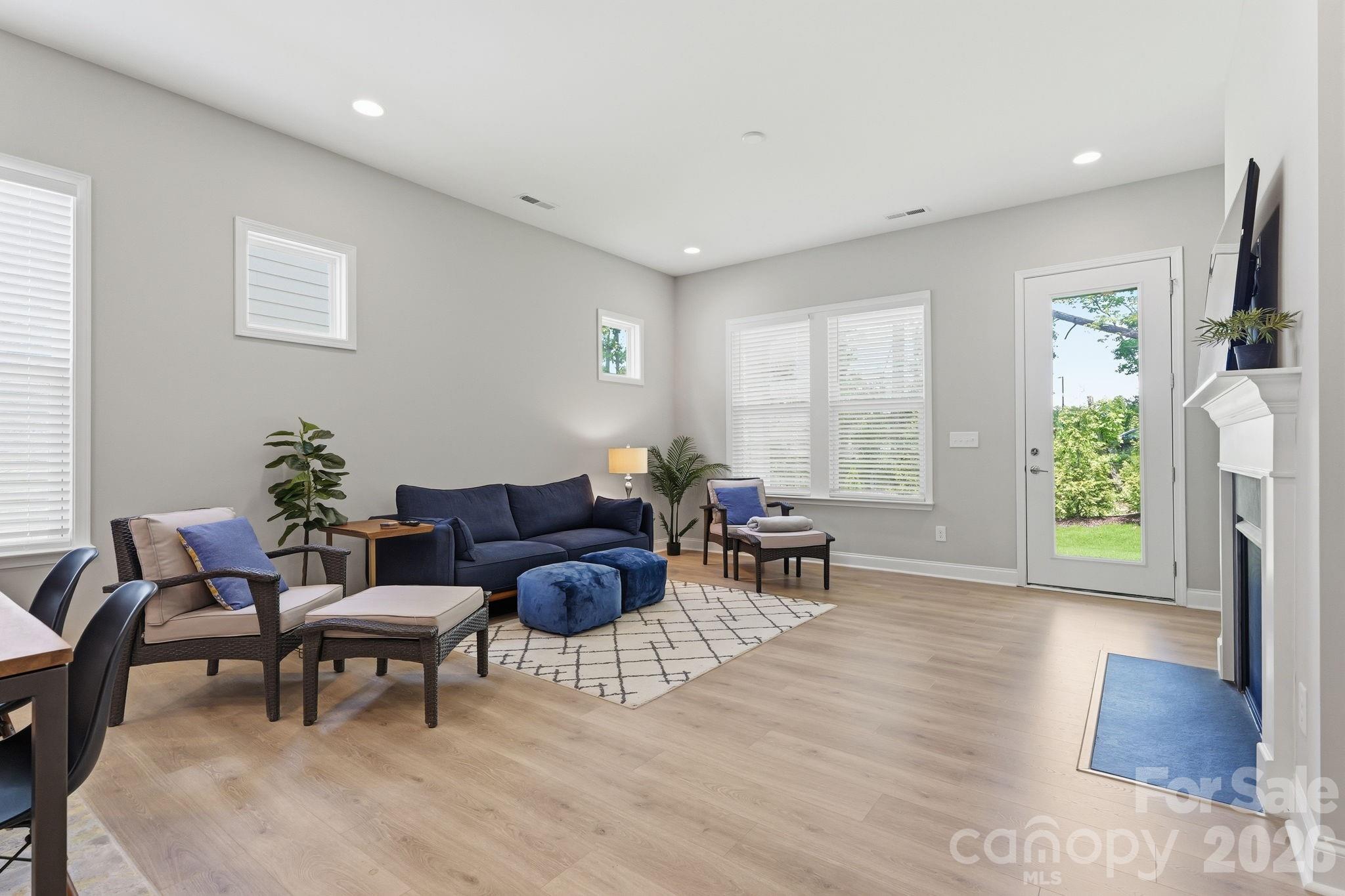 17138 Sand Bank Road Property Photo 8