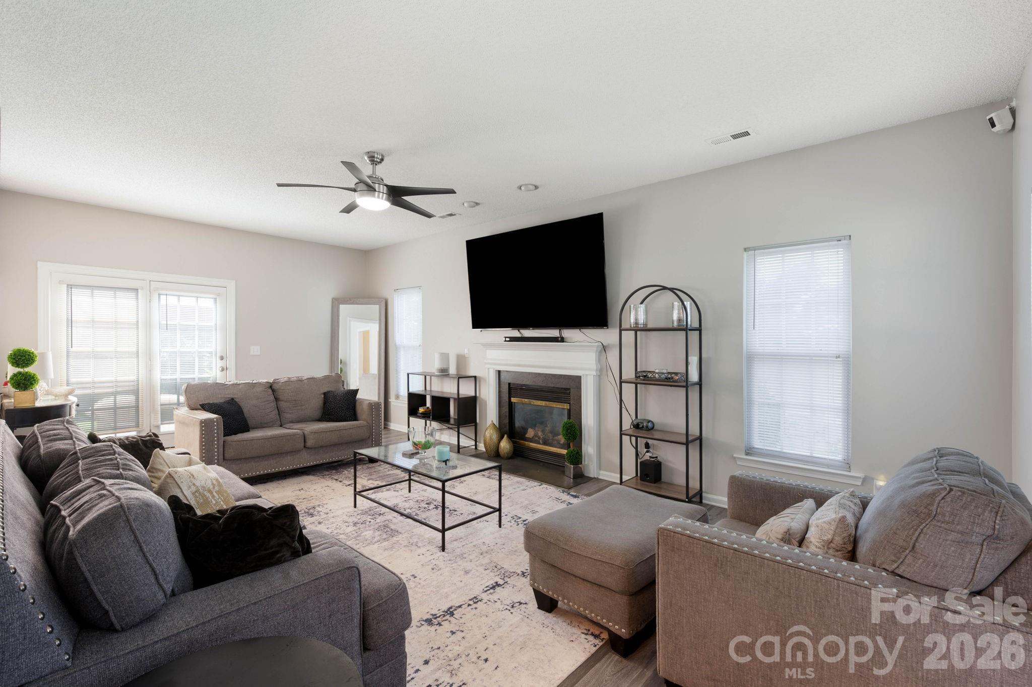 5782 Dove Point Drive Property Photo 11