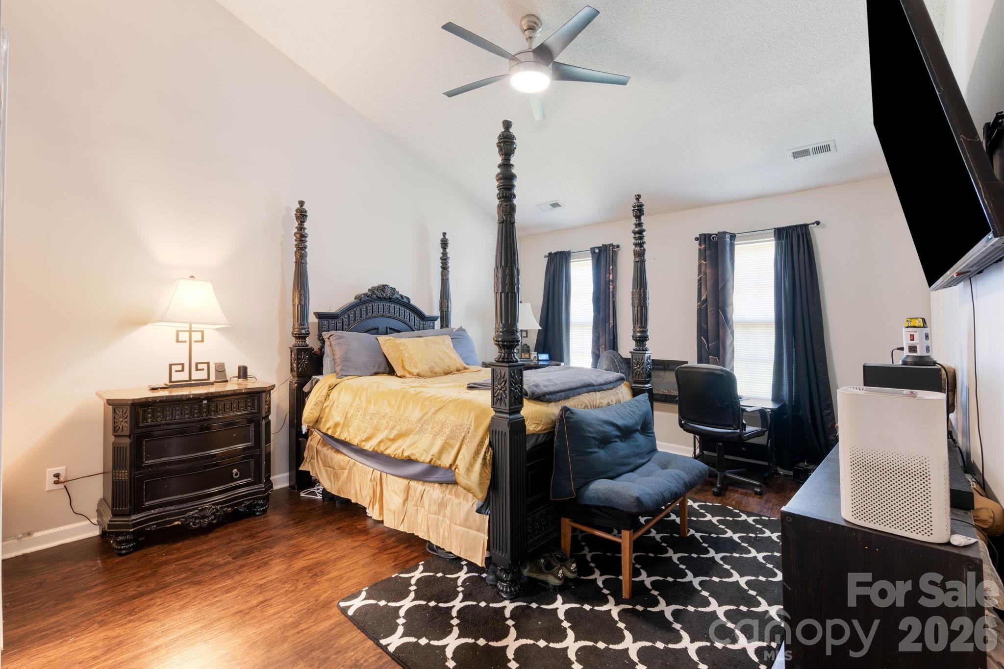5782 Dove Point Drive Property Photo 14