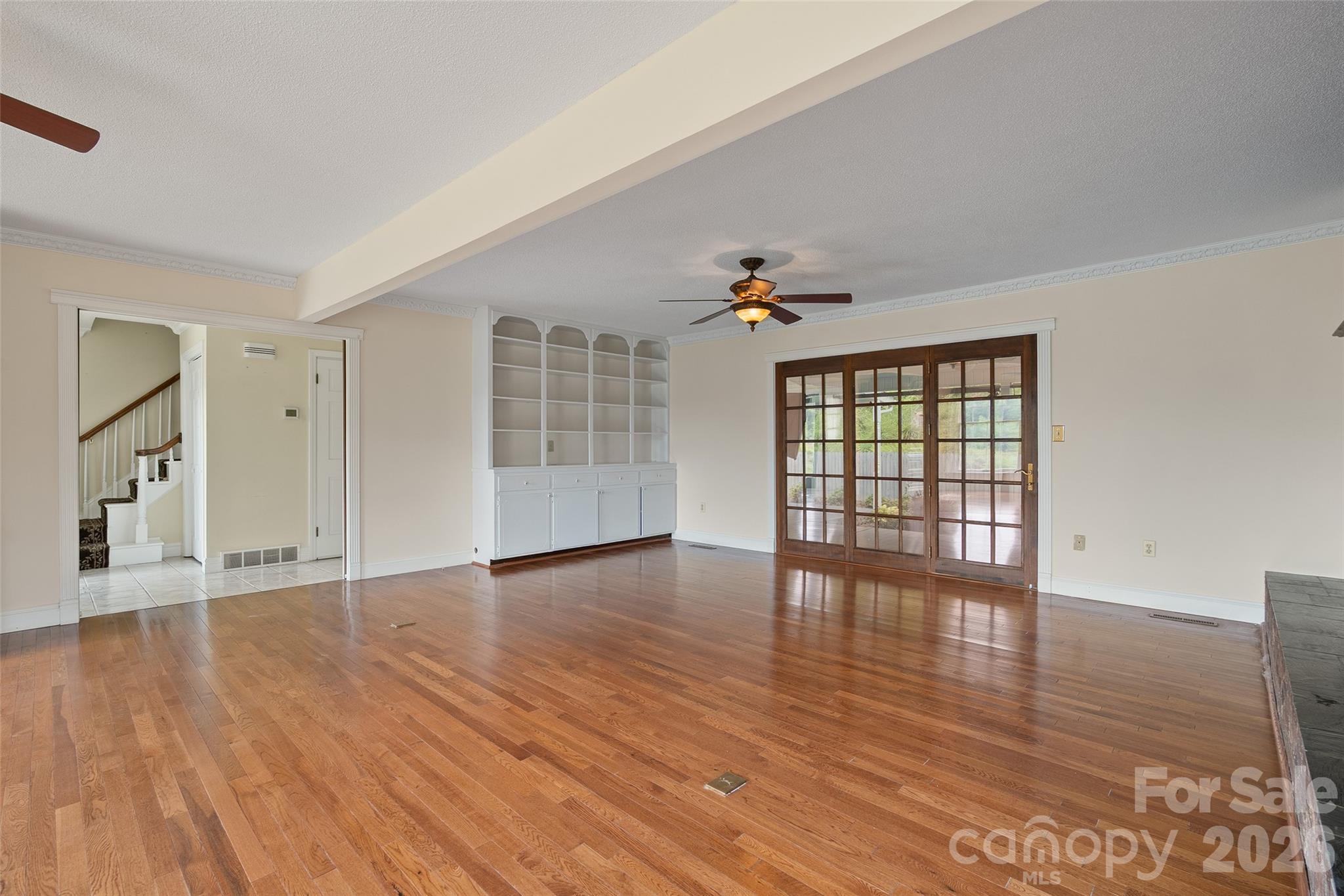 121 Fortner Drive Property Photo 15
