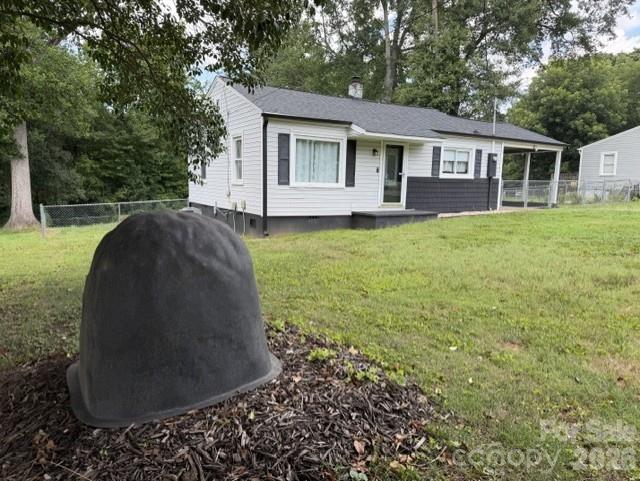 648 Summerow Road Property Photo 4