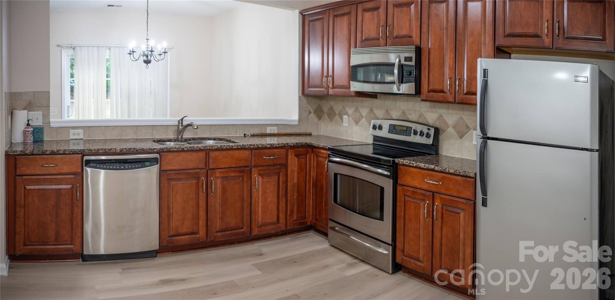 9150 Redmond Trace Road Property Photo 9