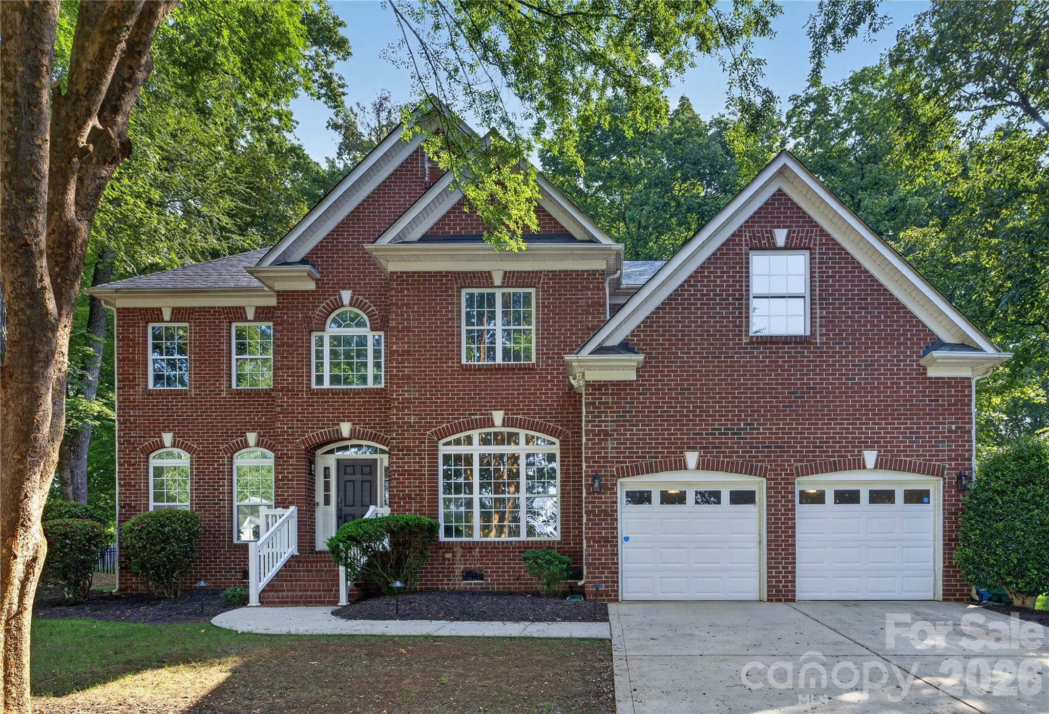 6301 Crown Hill Drive Property Photo 1
