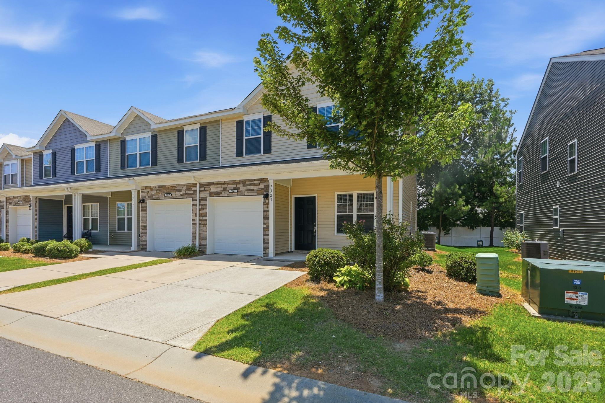 7323 Jane Parks Way Property Photo 11