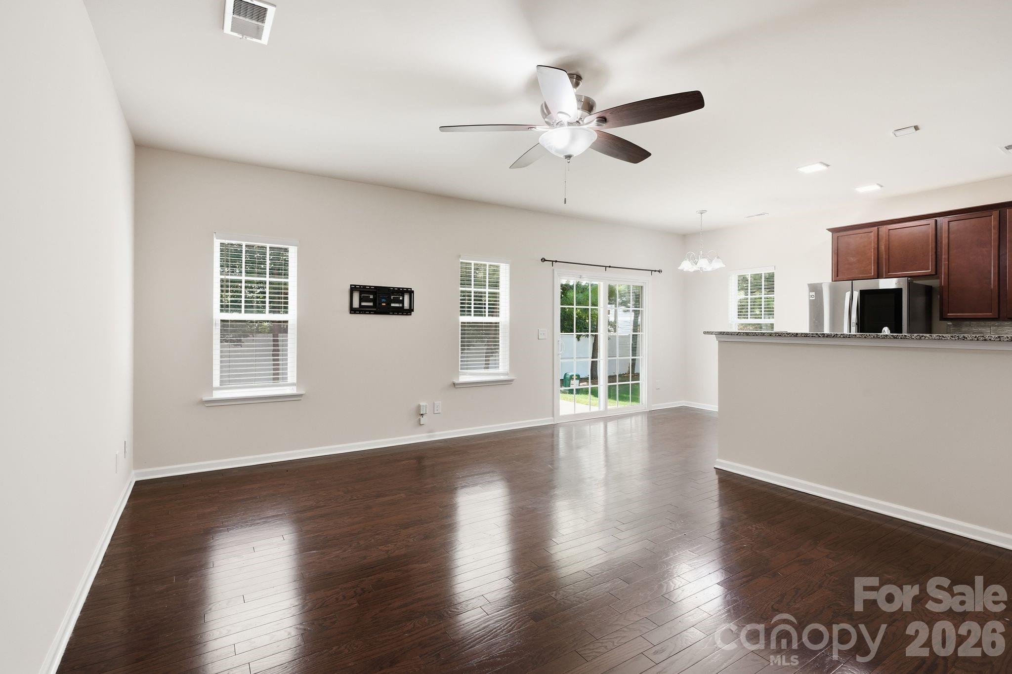 7323 Jane Parks Way Property Photo 16
