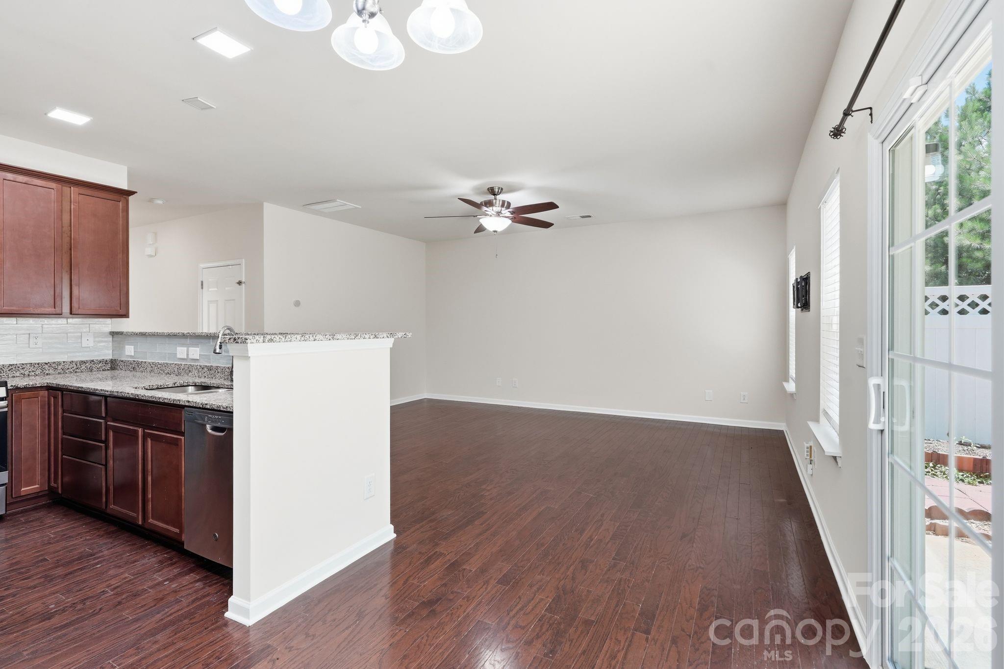 7323 Jane Parks Way Property Photo 21