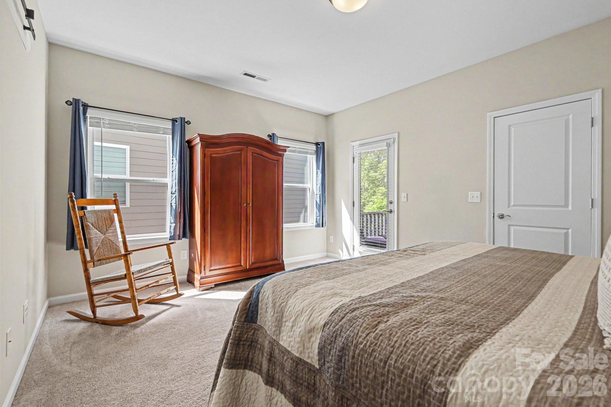24562 Blue Heron Circle Property Photo 13