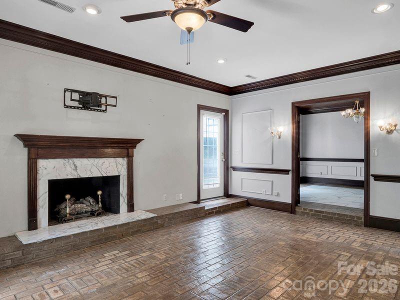 9124 S Providence Road Property Photo 16