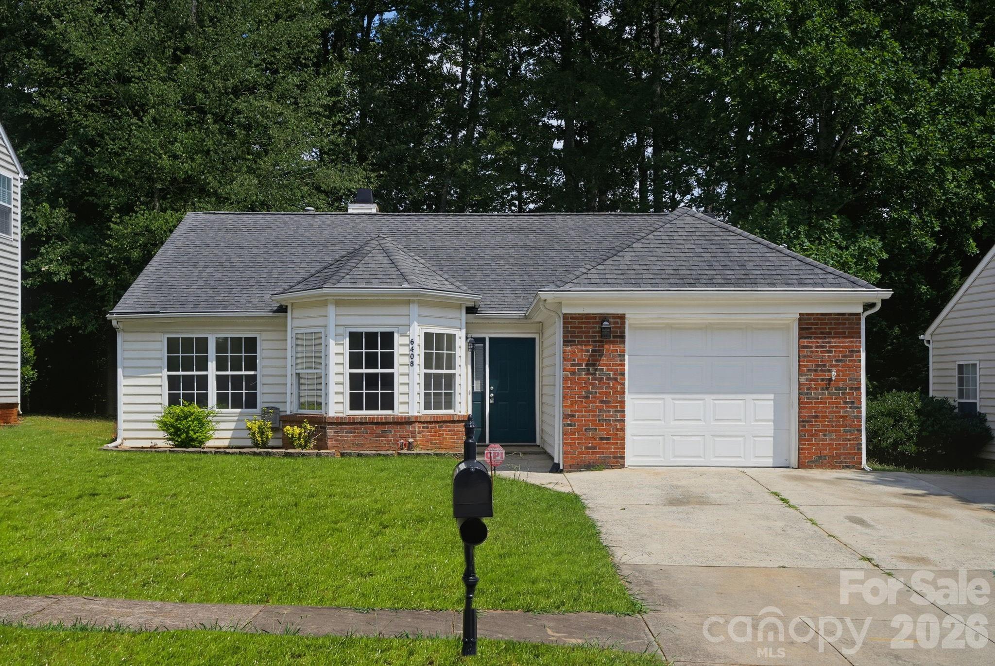 6408 Spanish Moss Lane Property Photo 1