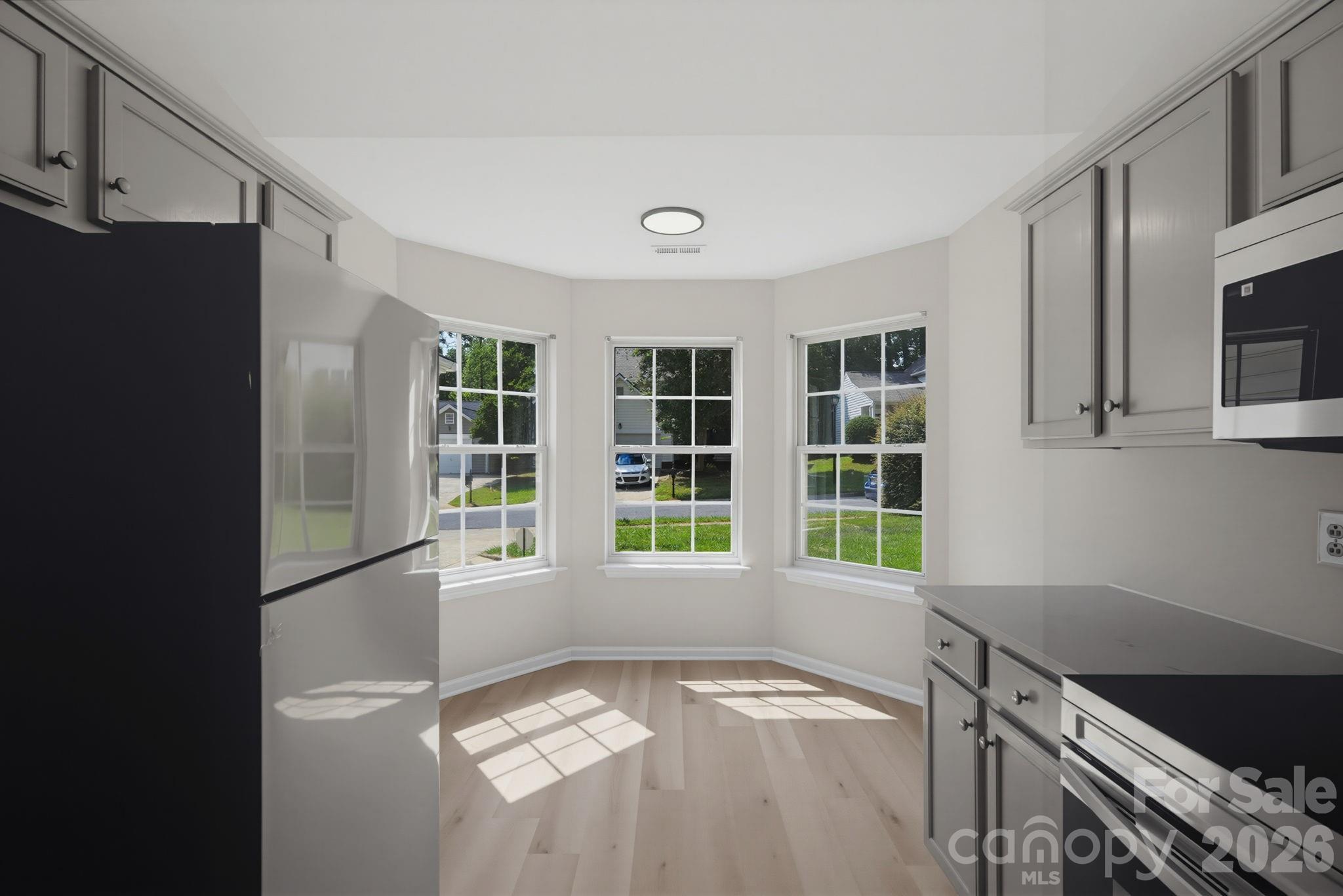6408 Spanish Moss Lane Property Photo 4