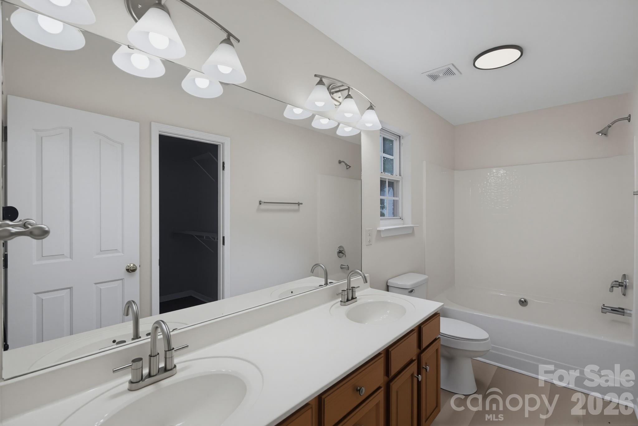 6408 Spanish Moss Lane Property Photo 11