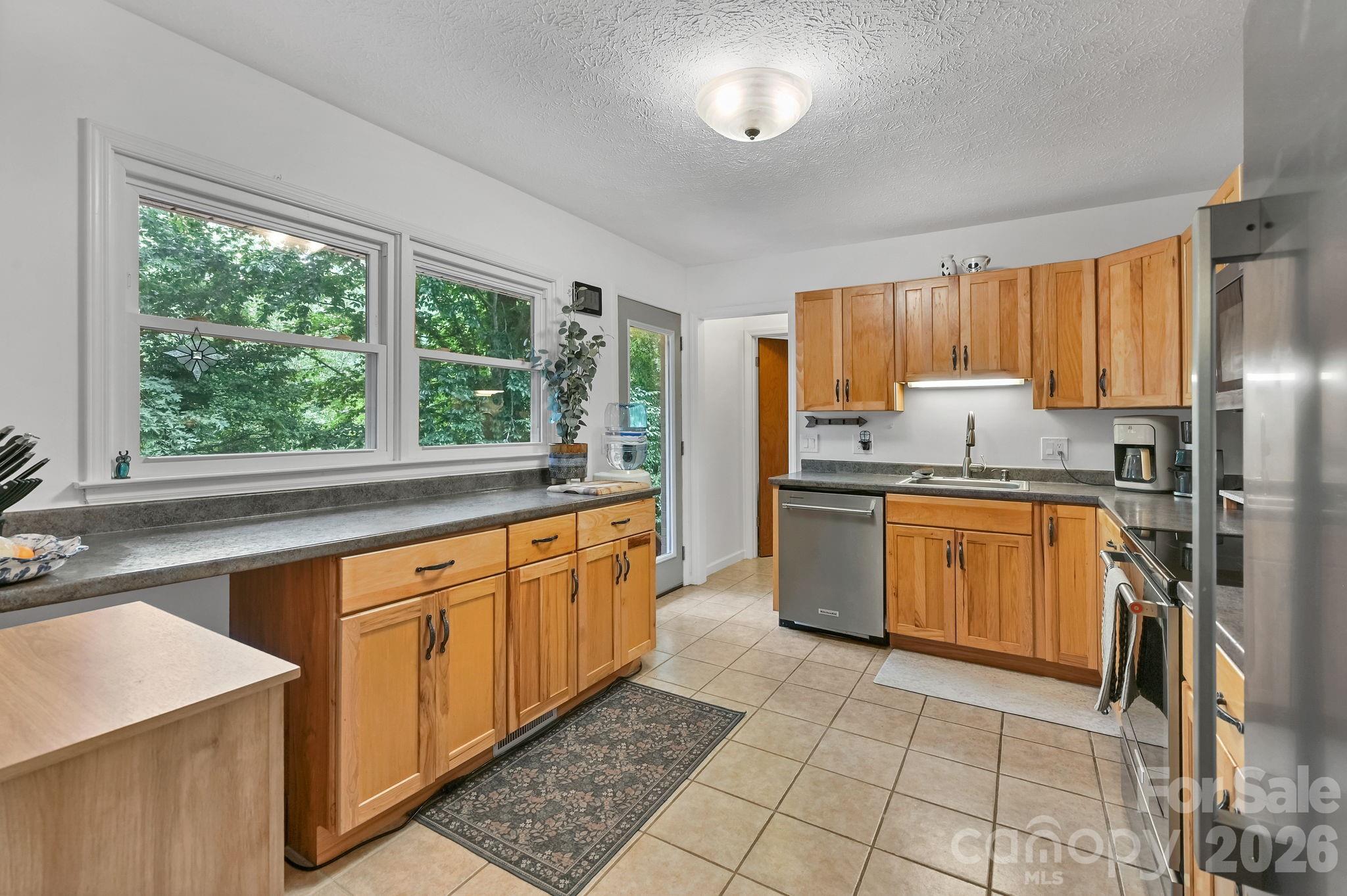 222 Timberlane Drive Property Photo 12