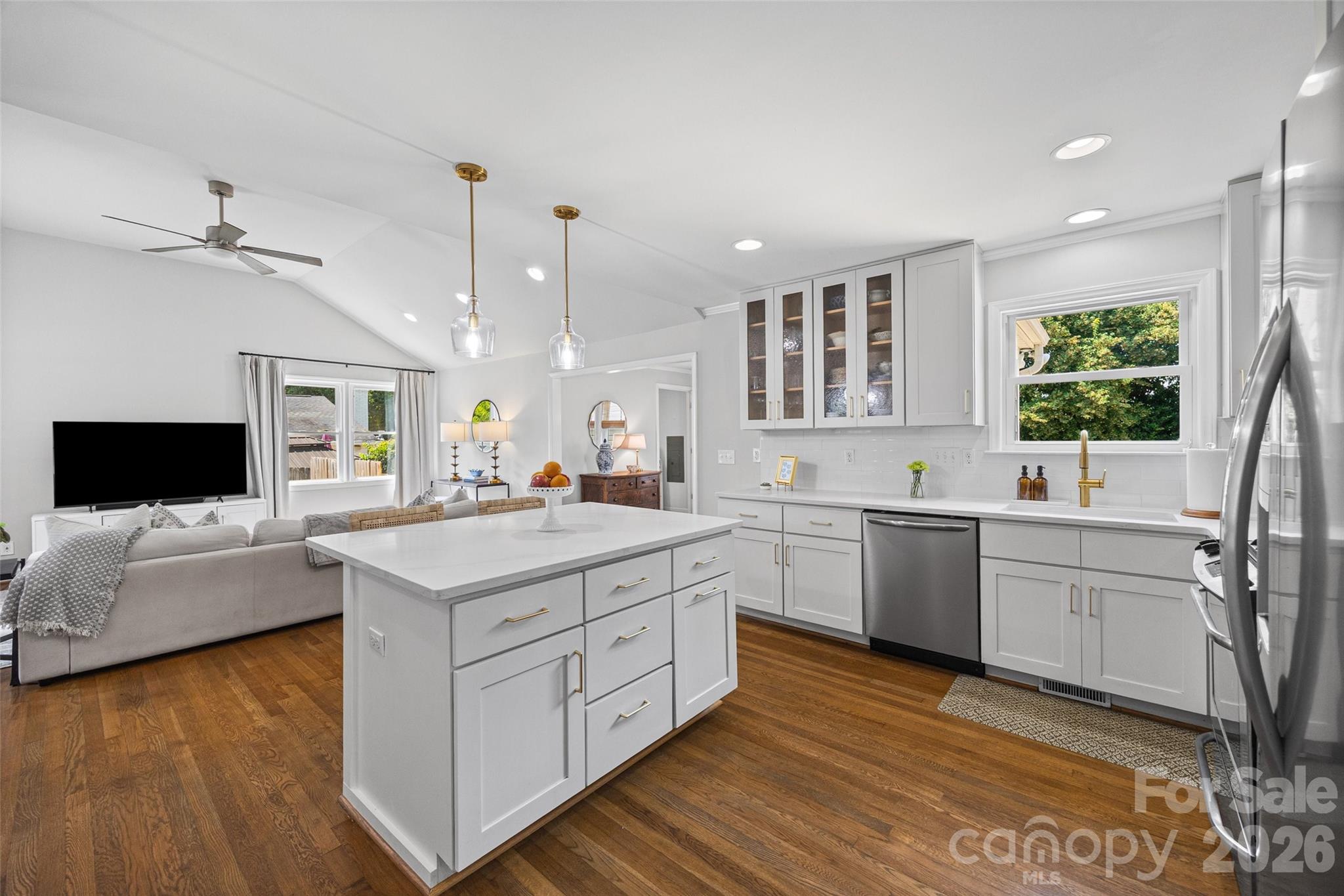 5300 Milford Road Property Photo 6