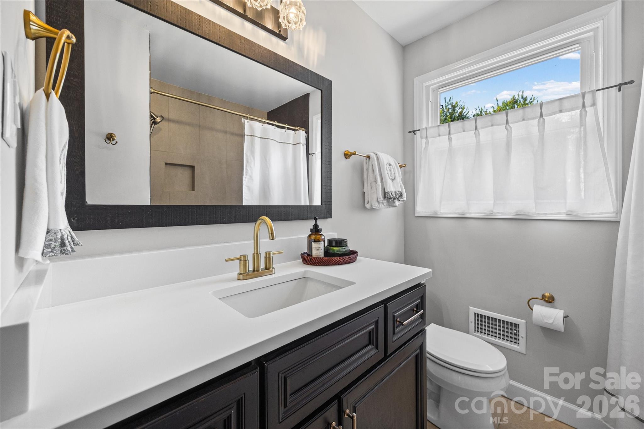 5300 Milford Road Property Photo 17