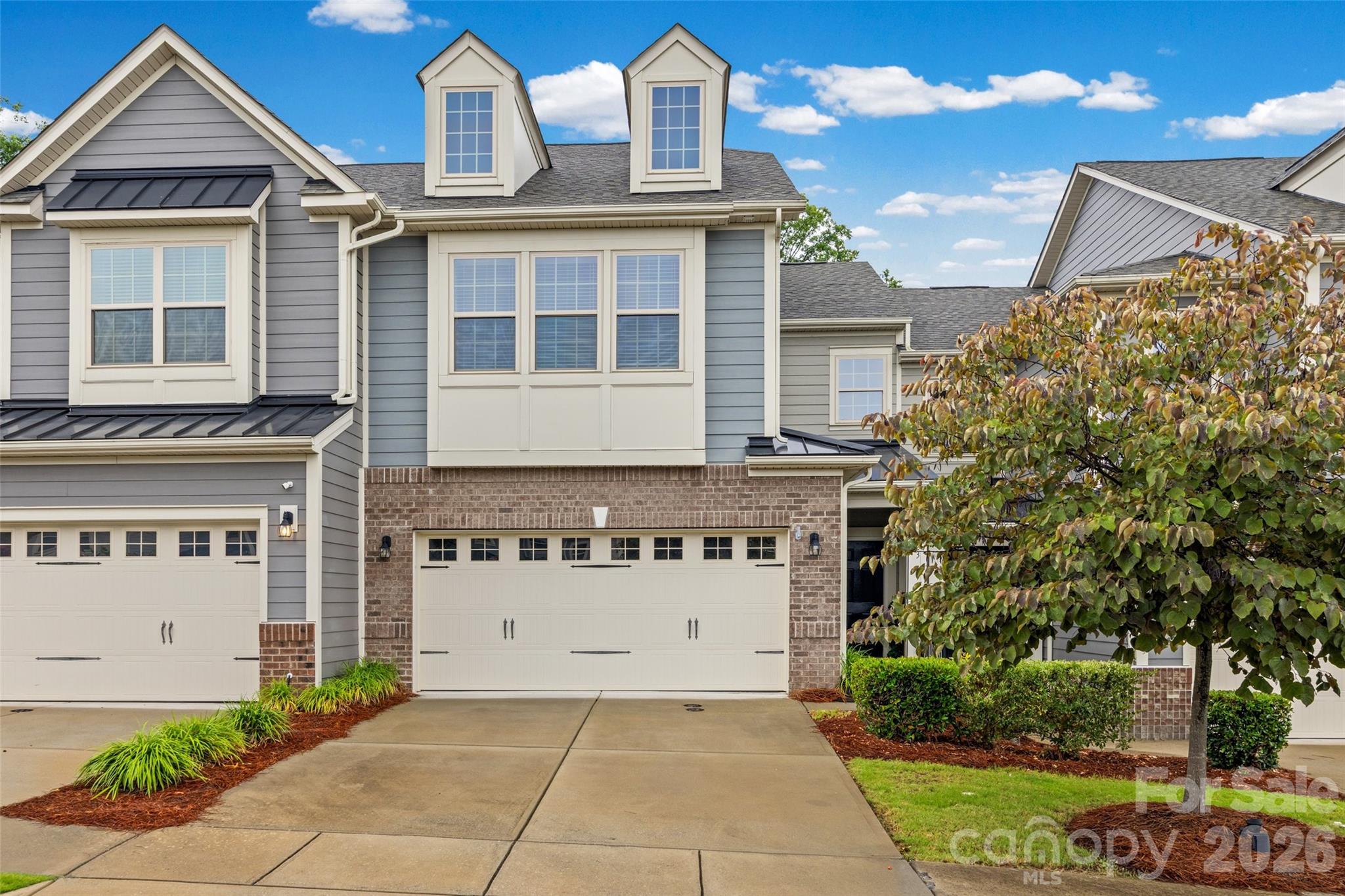 623 Amber Meadows Way Property Photo 1
