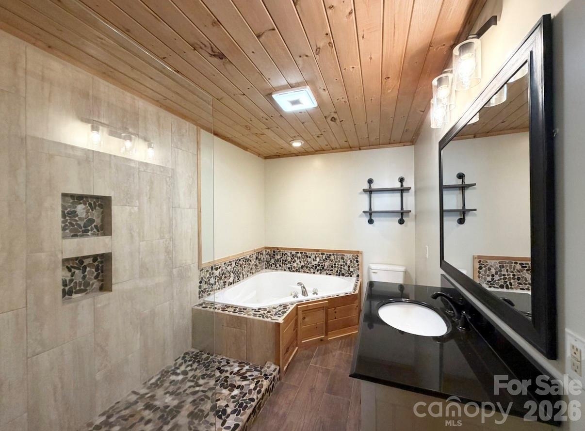 3430 Tranquil Hills Drive Property Photo 18