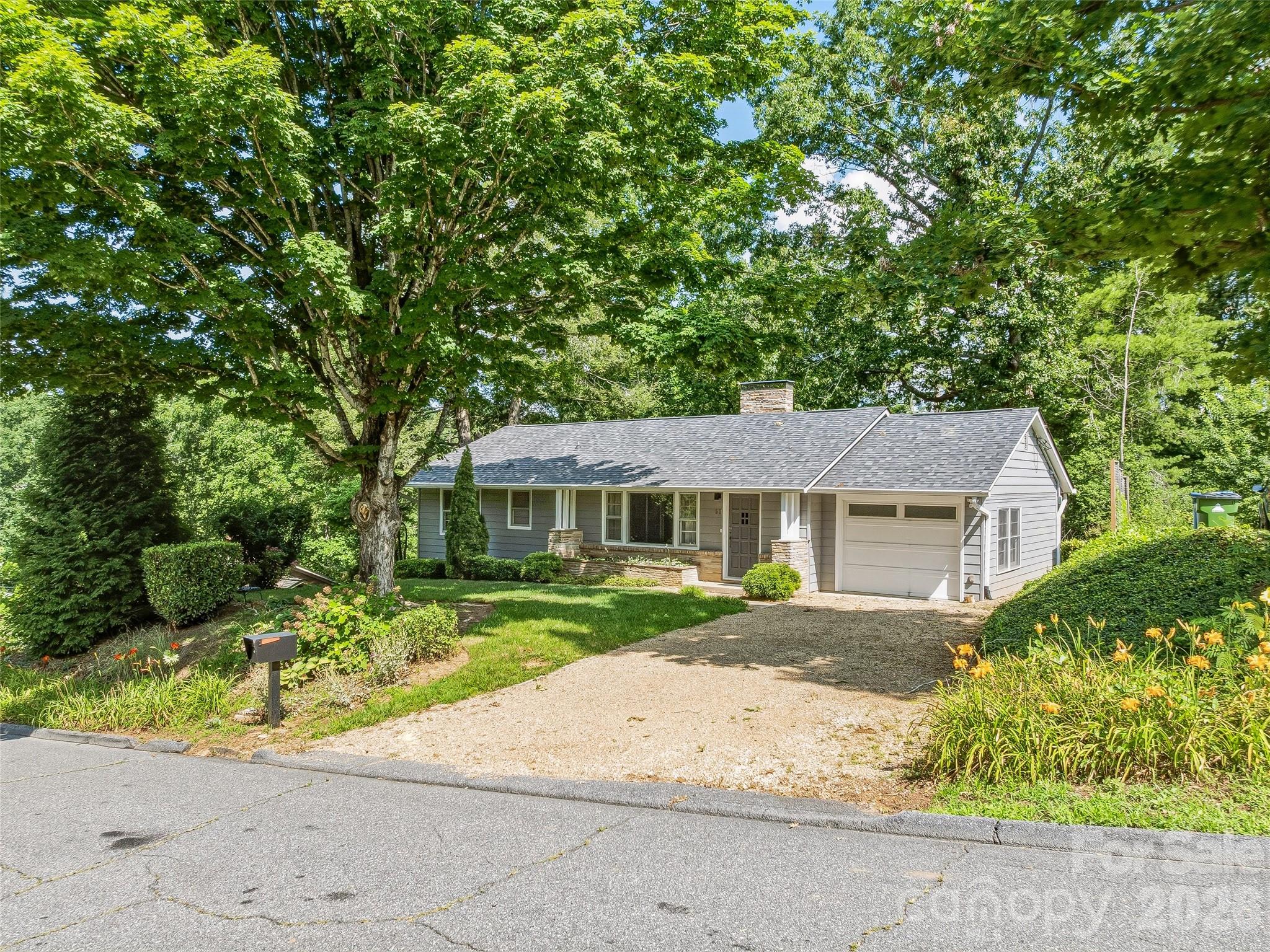 66 Hampden Road Property Photo 2