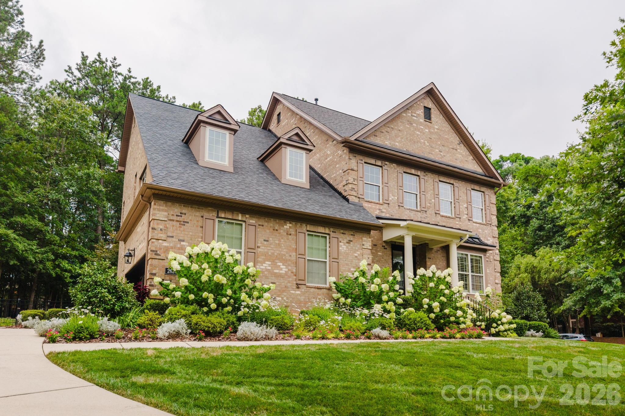 2626 Hamilton Crossings Drive Property Photo 4