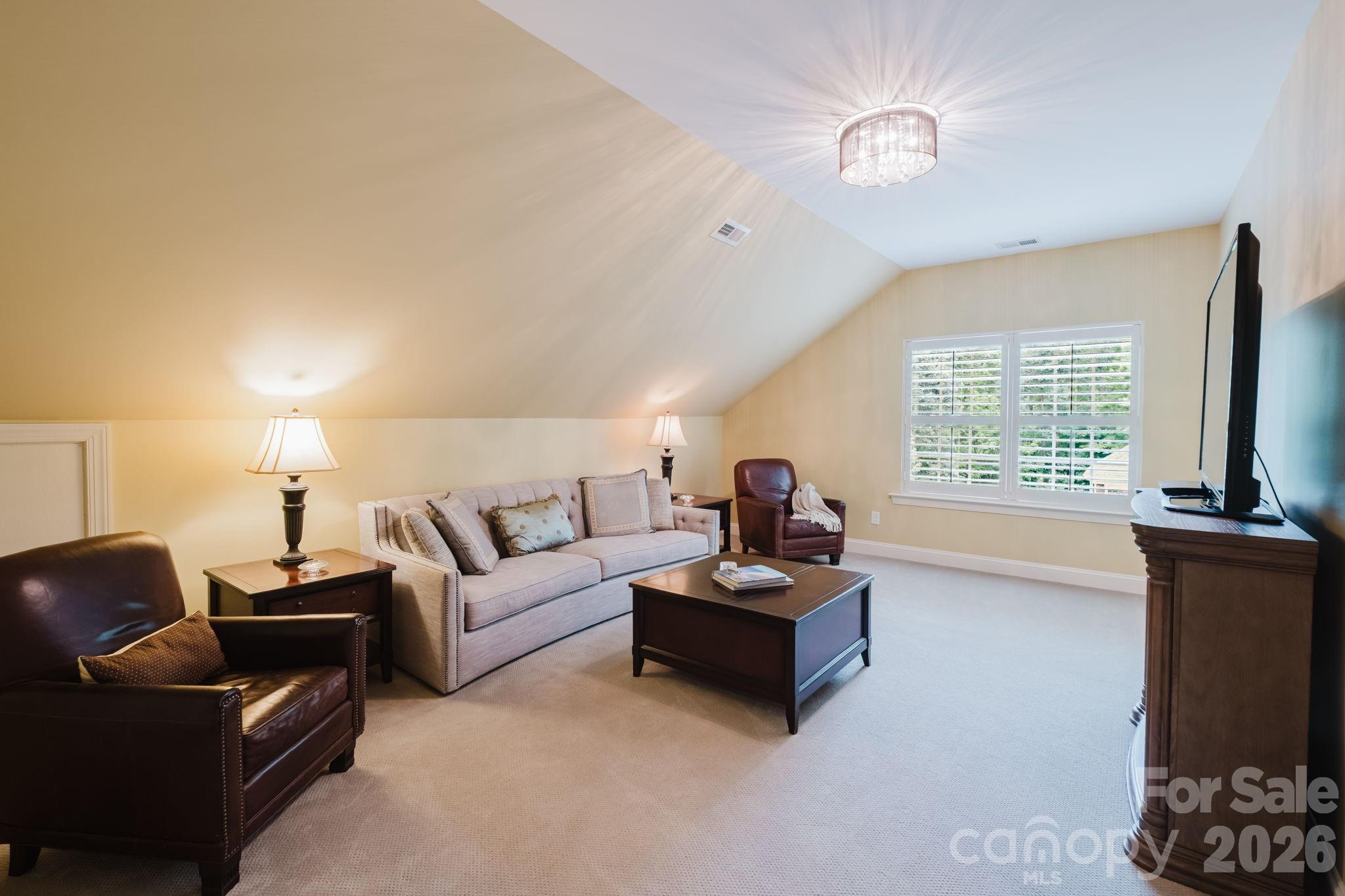 2626 Hamilton Crossings Drive Property Photo 29