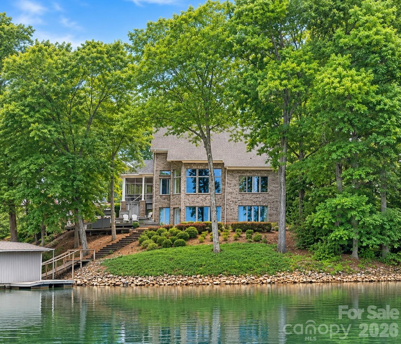 1075 Lakefront Woods Drive Property Photo 1