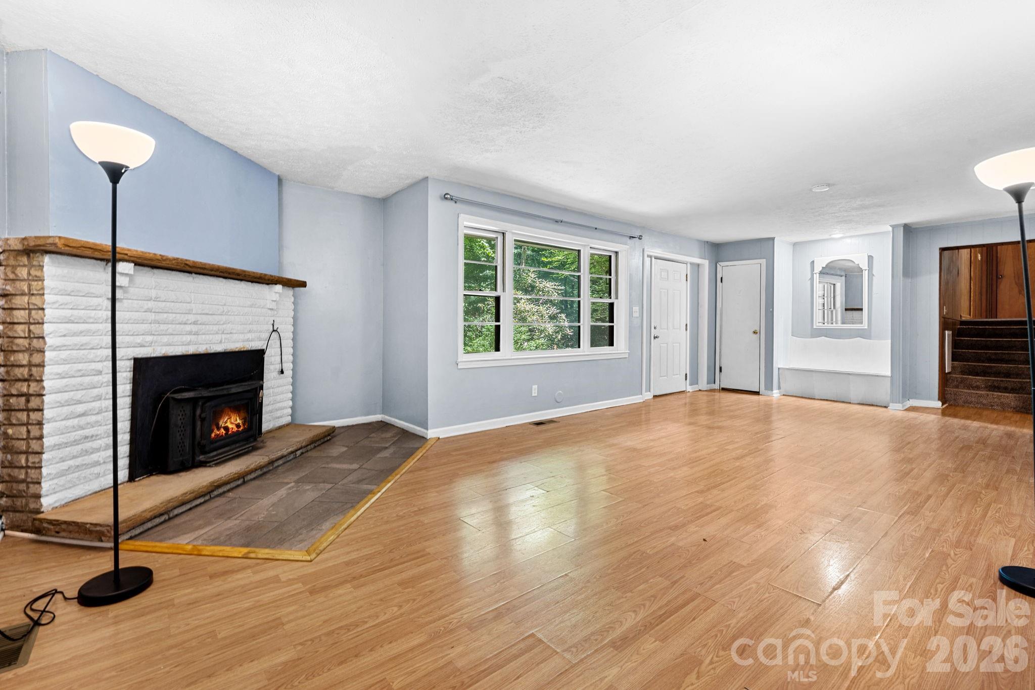 121 Horseshoe Drive Property Photo 5