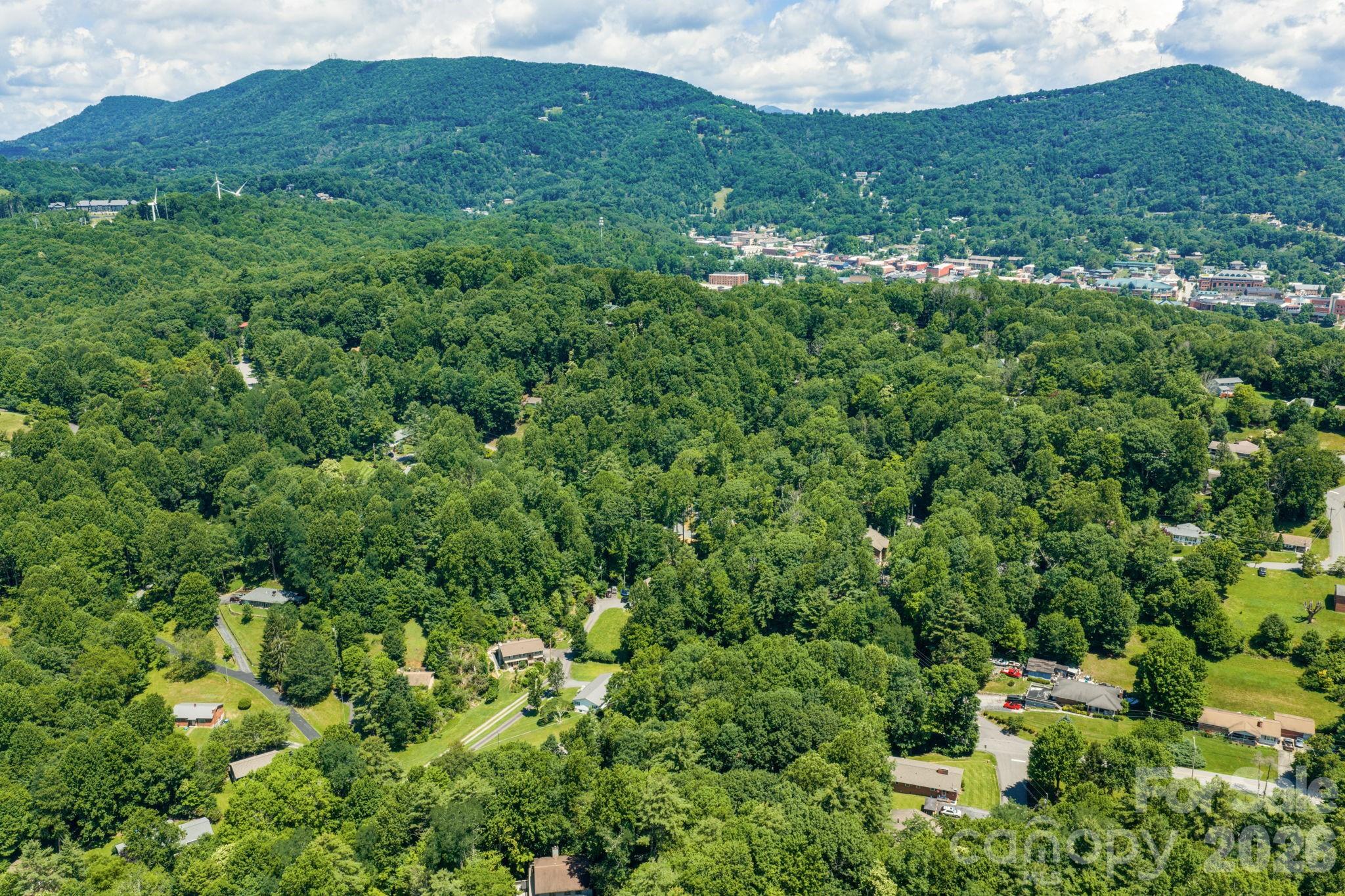 121 Horseshoe Drive Property Photo 32