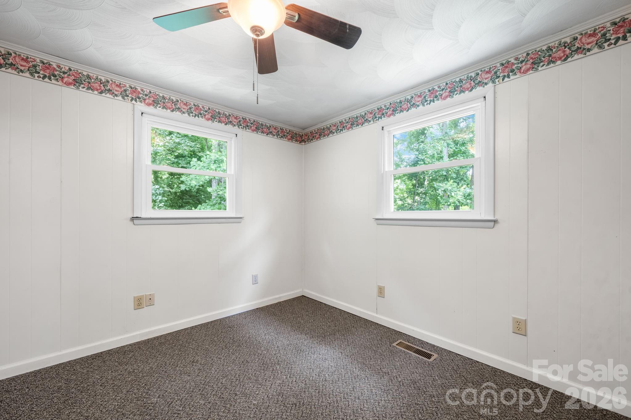 2428 Cedar Valley Drive Property Photo 15