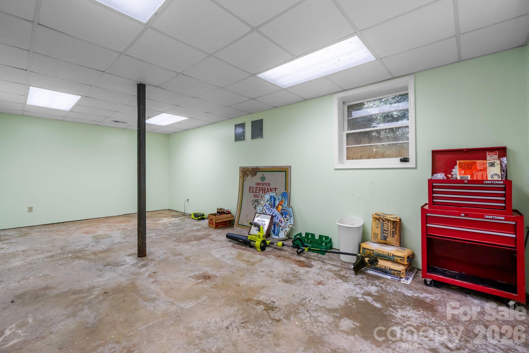 2428 Cedar Valley Drive Property Photo 26