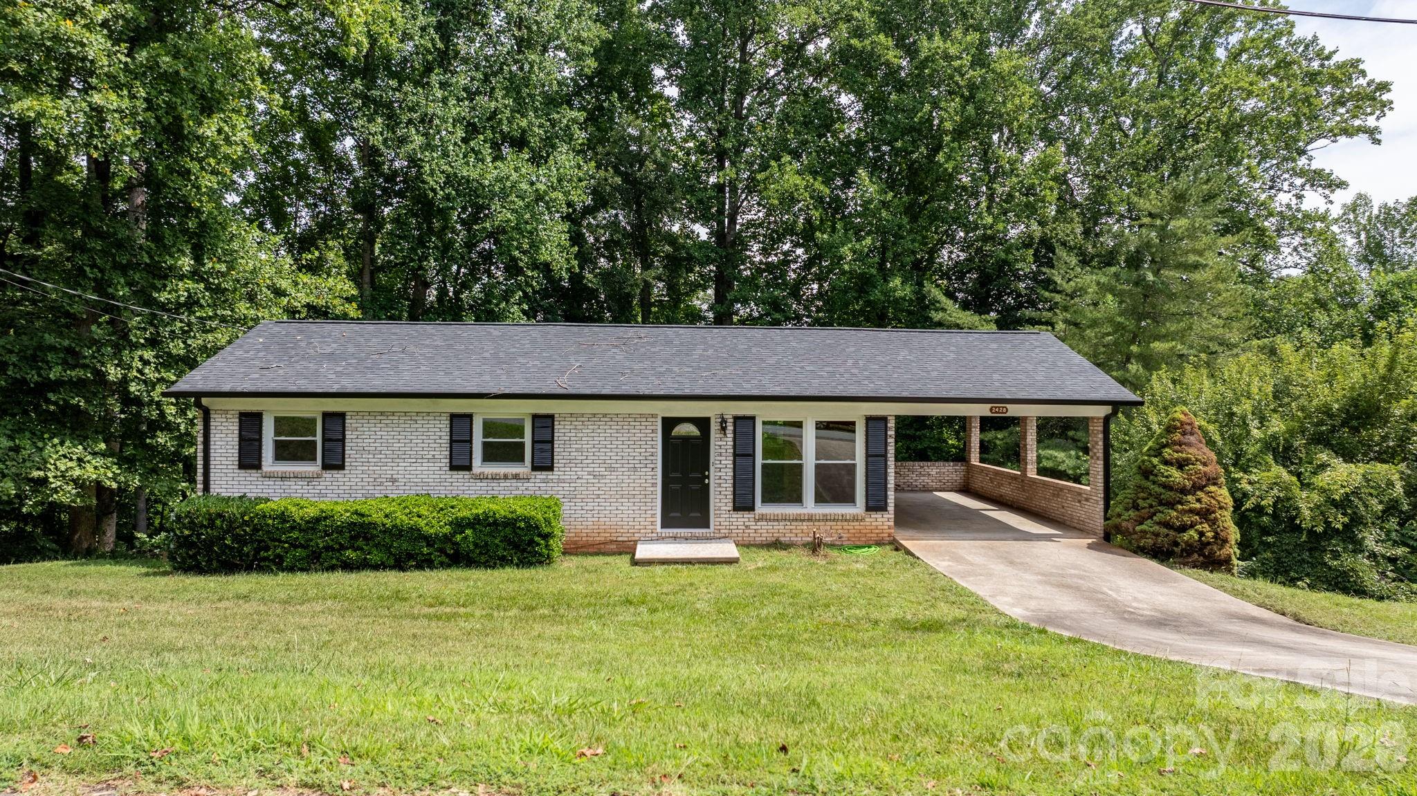2428 Cedar Valley Drive Property Photo 27
