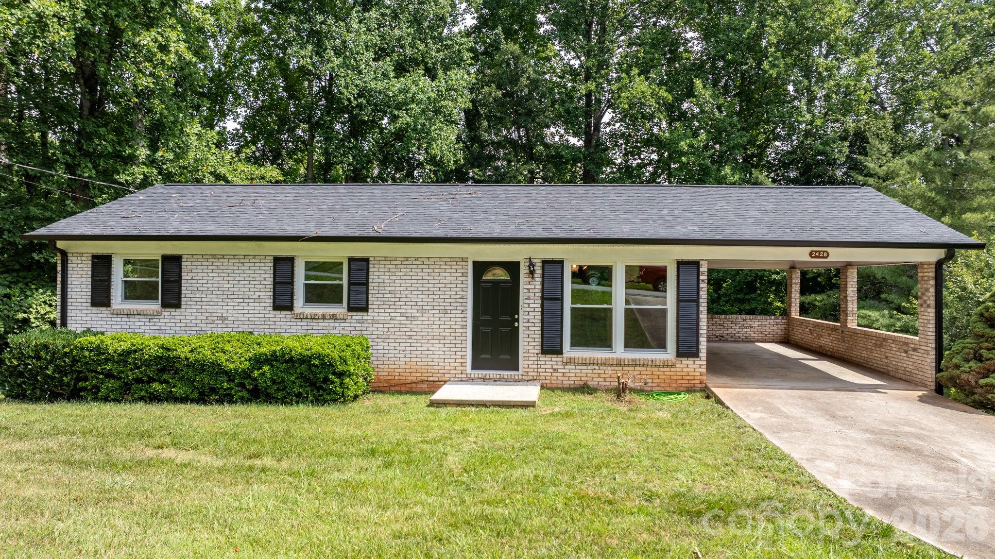 2428 Cedar Valley Drive Property Photo 29