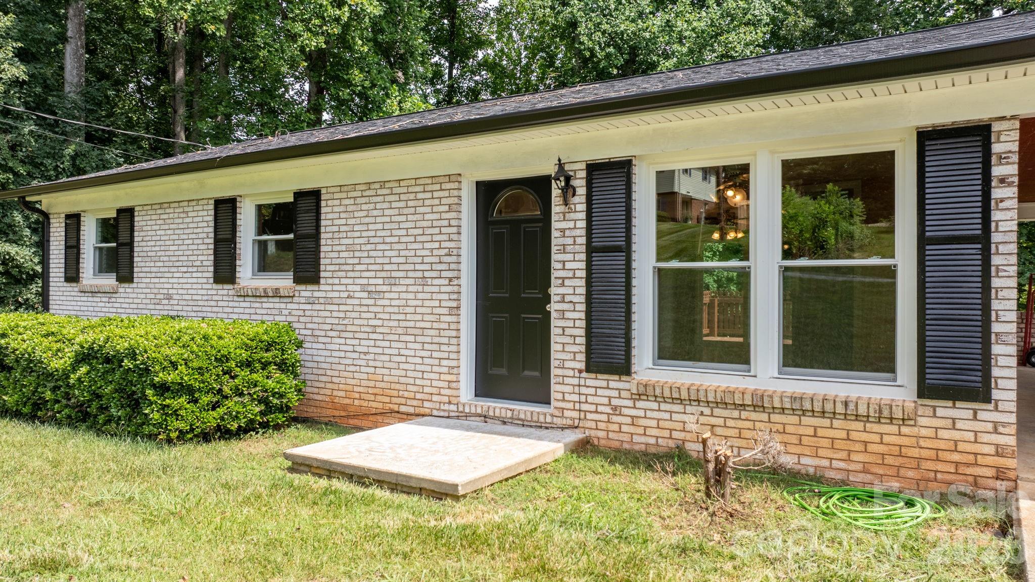 2428 Cedar Valley Drive Property Photo 30