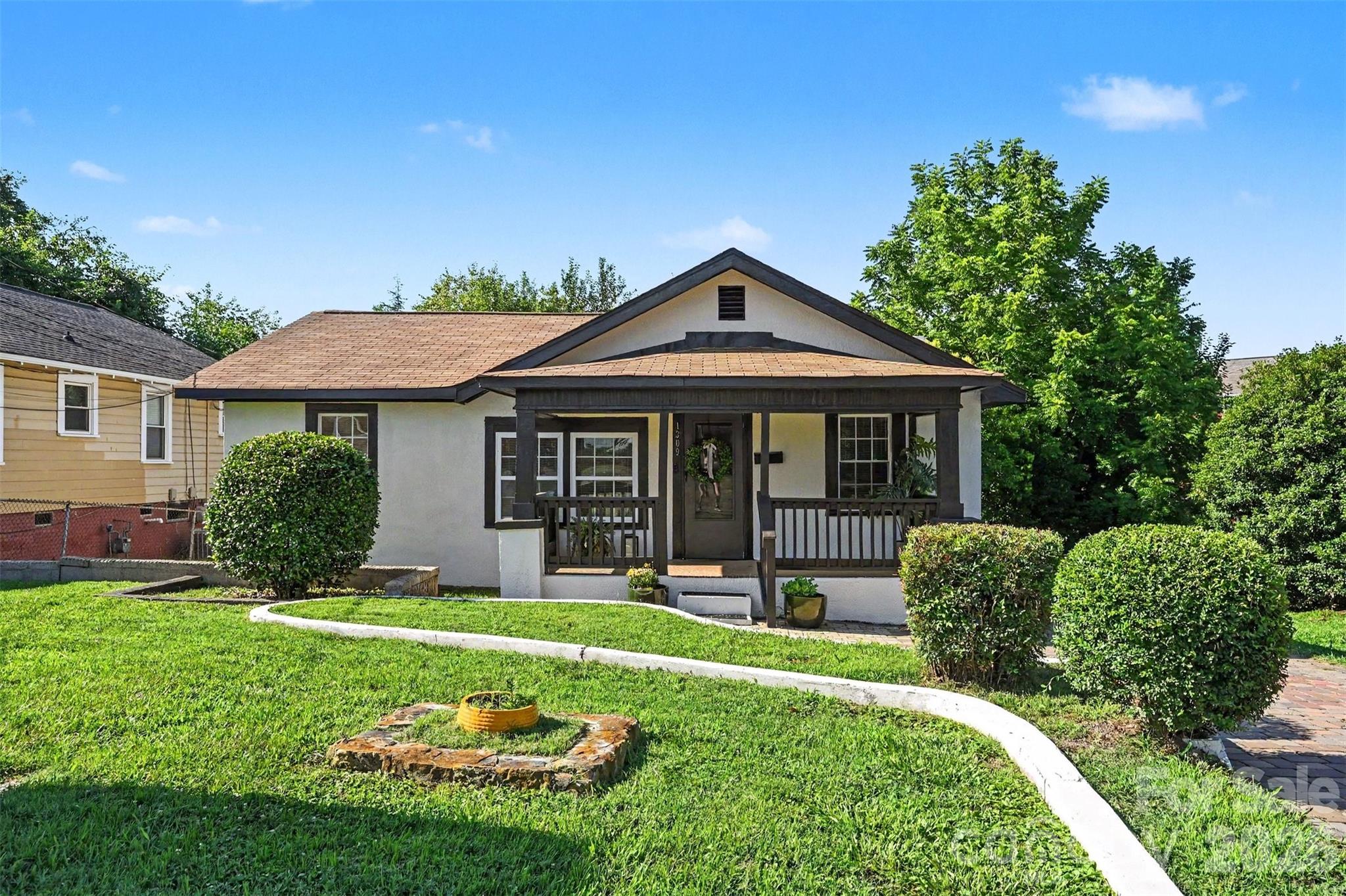 1309 Dearborn Avenue Property Photo 1