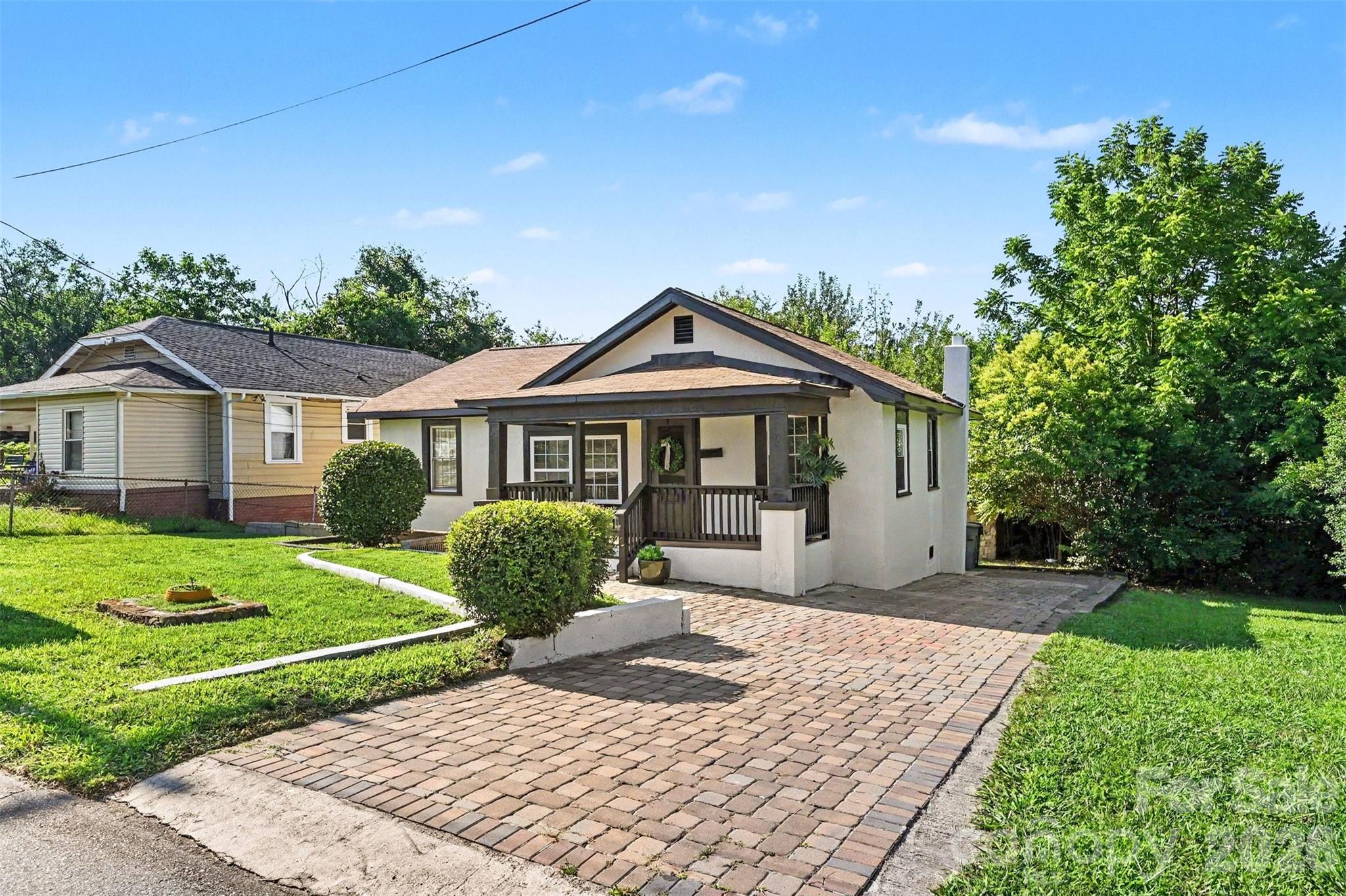 1309 Dearborn Avenue Property Photo 5