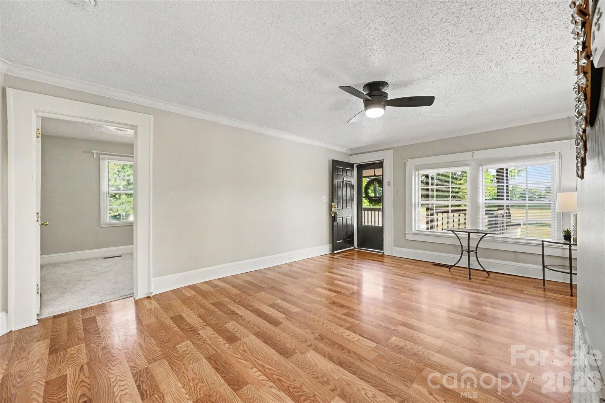 1309 Dearborn Avenue Property Photo 11