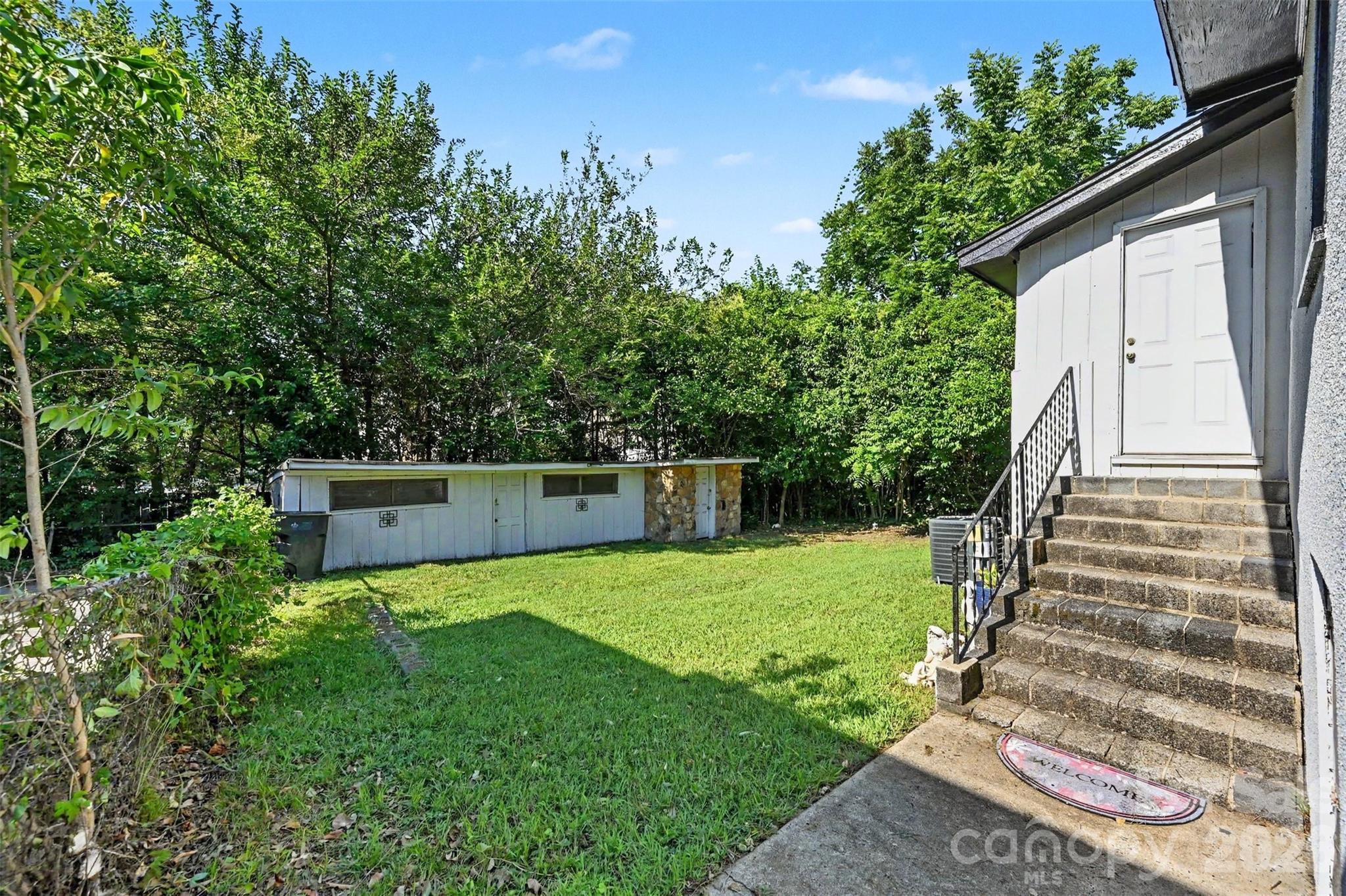 1309 Dearborn Avenue Property Photo 36