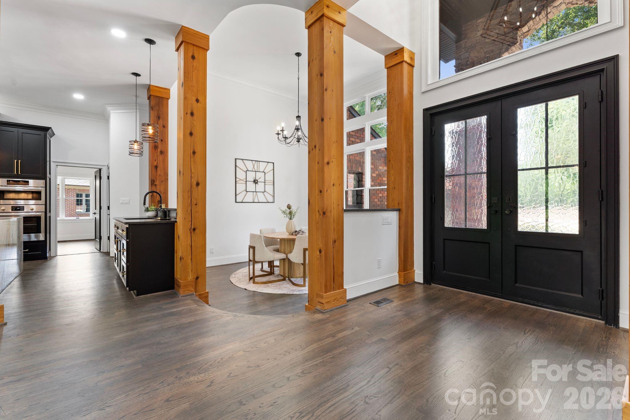 8806 Hearthstone Court Property Photo 7